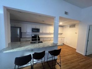 9707 Richmond, Houston, TX, 77042