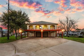 710 County Road 776 Palm, Liverpool, TX, 77577