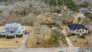 503 Independence Drive in Friendswood, Texas