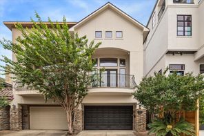 614 Bell, Houston, TX, 77019