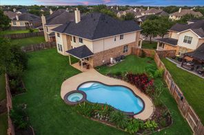 2332 Shadow Falls Lane, Pearland, TX, 77584