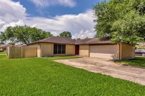 2779 Forest Point, League City, TX, 77573