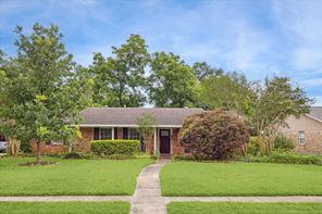 10715 Ella Lee, Houston, TX, 77042