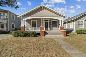 807 University, Galveston, TX, 77550