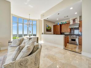  4821 Nasa Pkwy 23W, Seabrook, TX 77586