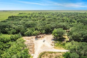 0000 FM 562, Anahuac, TX, 77514
