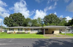 189 Hilldale, Nederland, TX, 77627