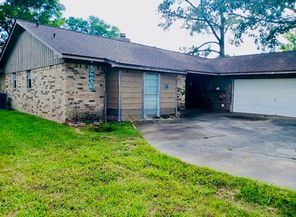 903 Happy, Sweeny, TX, 77480