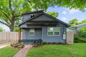 325 Bell, Texas City, TX, 77591
