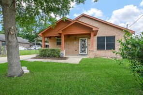712 Avenue F, Conroe, TX, 77301