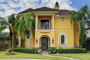 704 Harborside, Kemah, TX, 77565