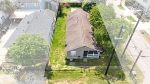 5239 Kiam, Houston, TX, 77007