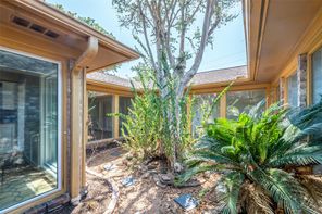 102 Butlers court, Conroe, TX, 77385