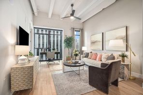 1801 Smith, Houston, TX, 77002