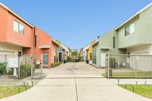 4425 Eigel, Houston, TX, 77007