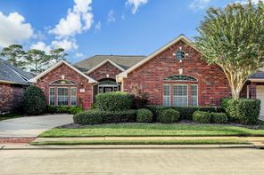 316 Parkwood Village, Friendswood, TX, 77546
