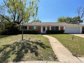 1703 Larkwood