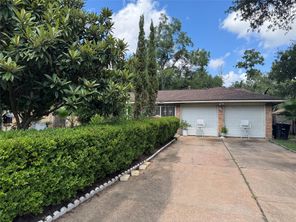 9227 Vanwood, Houston, TX, 77040