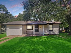 121 Wisteria, Lake Jackson, TX, 77566