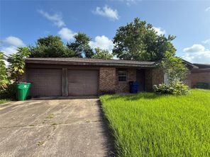 600 Mimosa, Angleton, TX, 77515