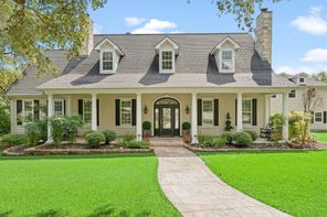 1016 High Hill Creek, La Grange, TX, 78945
