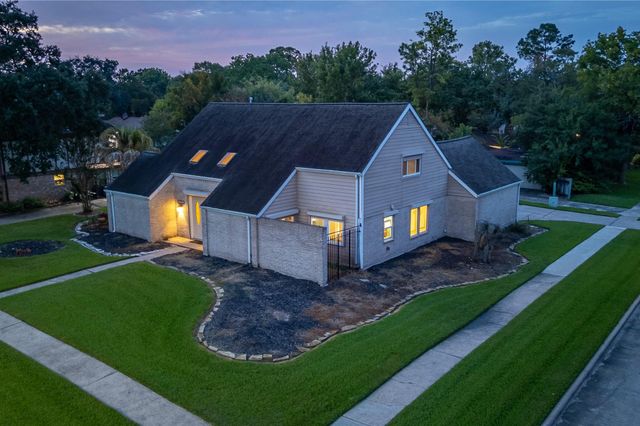 16402 Clearcrest, Houston, TX, 77059
