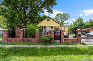 8205 Appleton, Houston, TX, 77022