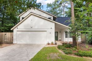 10 Glorybower, The Woodlands, TX, 77380