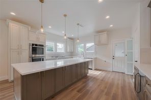 1026 Cottage, Houston, TX, 77009