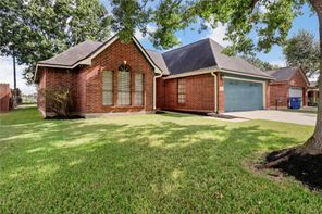 821 Manor, Angleton, TX, 77515