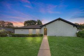 213 Westview, Sealy, TX, 77474