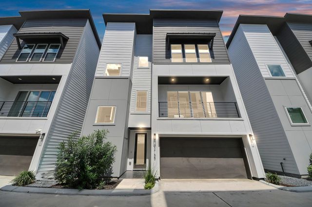 3215 Ennis, Houston, TX, 77004