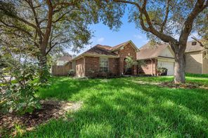  4303 Alysheba, Friendswood, TX 77546