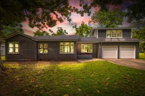 411 Southern Oaks, Lake Jackson, TX, 77566
