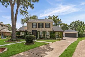4734 Bicentennial, Houston, TX, 77066