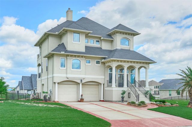  12590 St Ann Ct, Willis, TX 77318