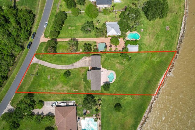 11320 Cedar Gully, Beach City, TX, 77523