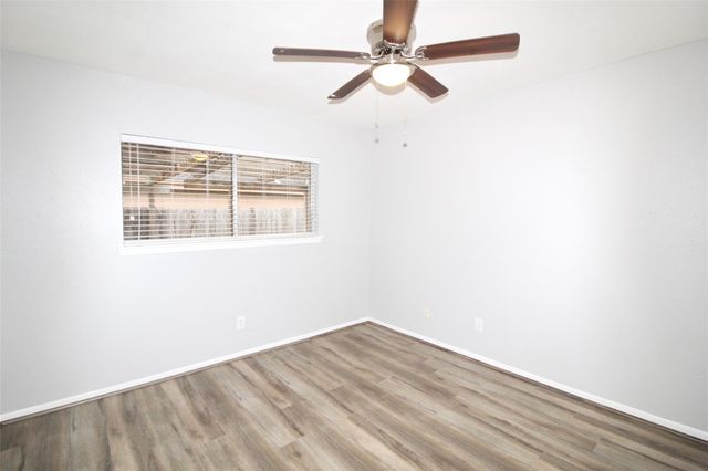 2126 Highland Hills Dr