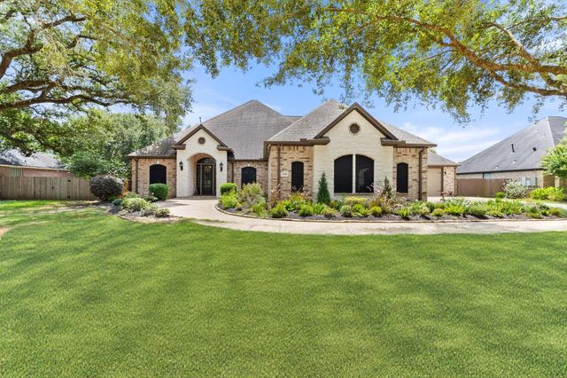 1105 Oak Park, Angleton, TX, 77515