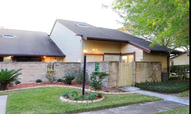 12552 Newbrook, Houston, TX, 77072