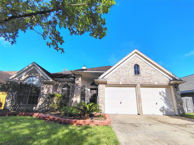 818 Presley, Sugar Land, TX 77479