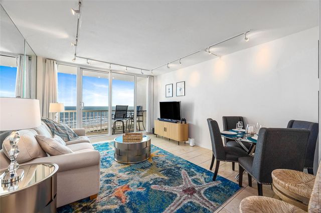  1401 E BEACH Dr #1108, Galveston, TX 77550