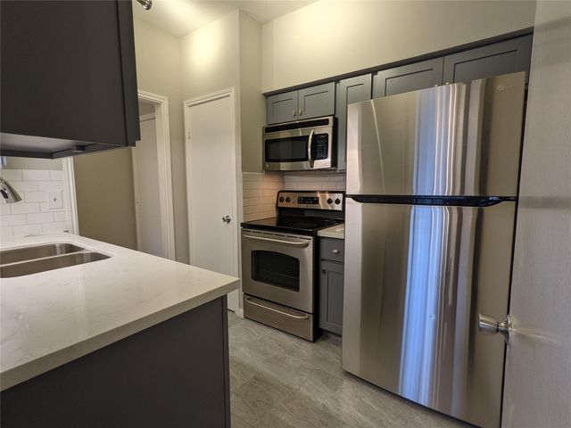 2475 Underwood, Houston, TX, 77030