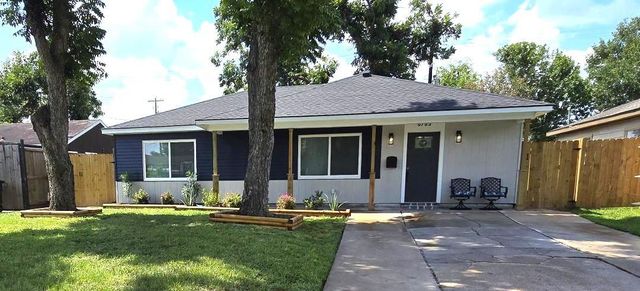 6705 Limestone, Houston, TX, 77092
