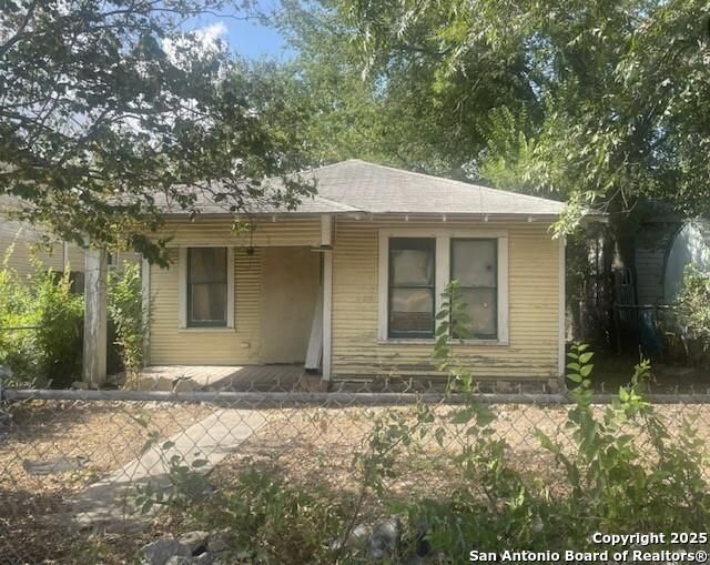 2318 san fernando