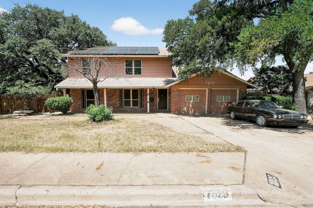 7523 Glenhill