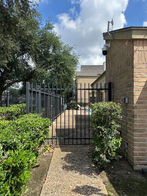 8299 Cambridge St, Houston, TX, 77054
