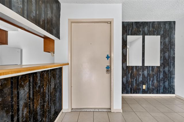 10110 Forum West, Houston, TX, 77036