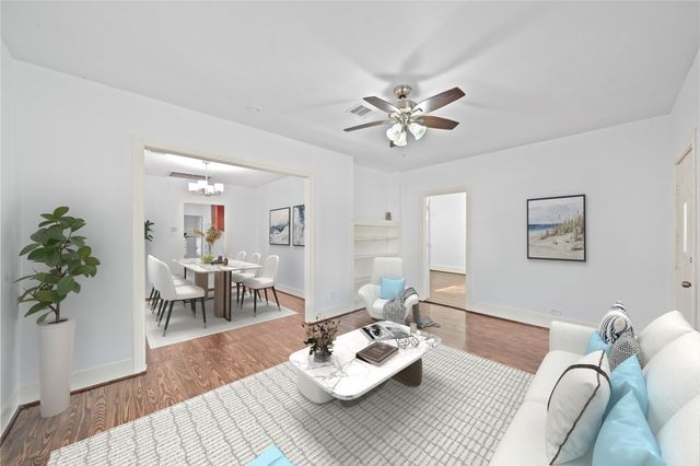 2823 Bernardo De Galvez, Galveston, TX 77550