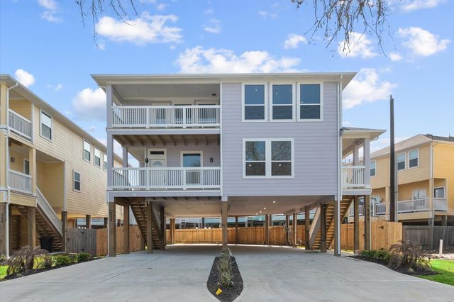 704 Lee, La Porte, TX, 77571